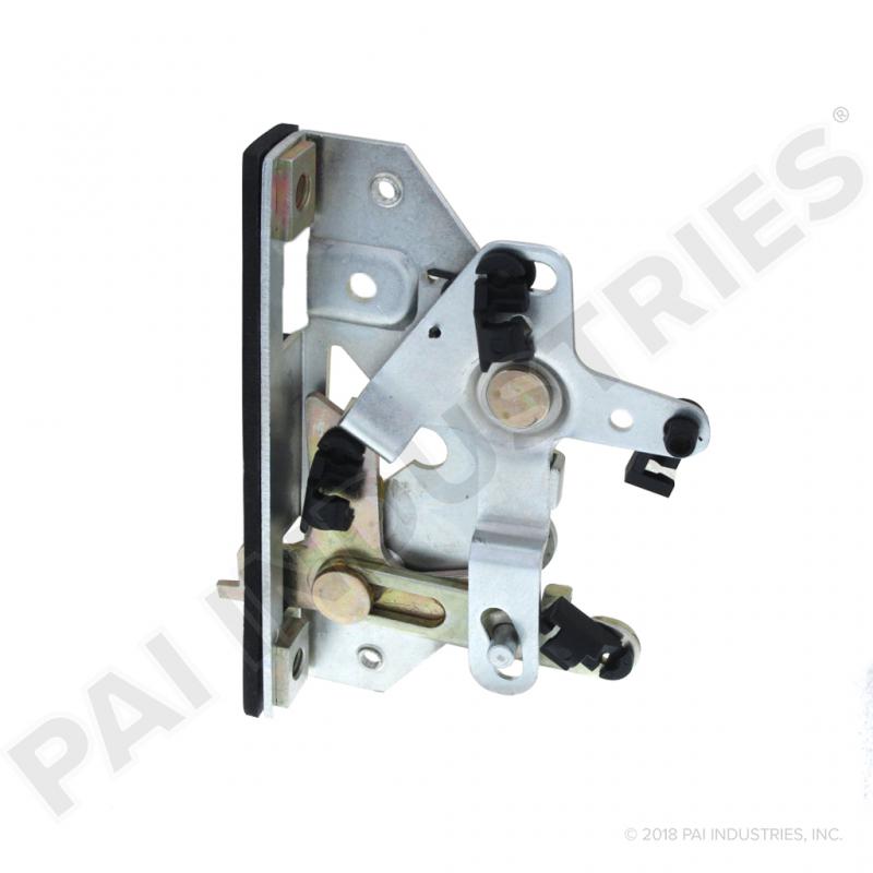 CHAPA DE PUERTA DERECHA DE MACK CH, CL, CX